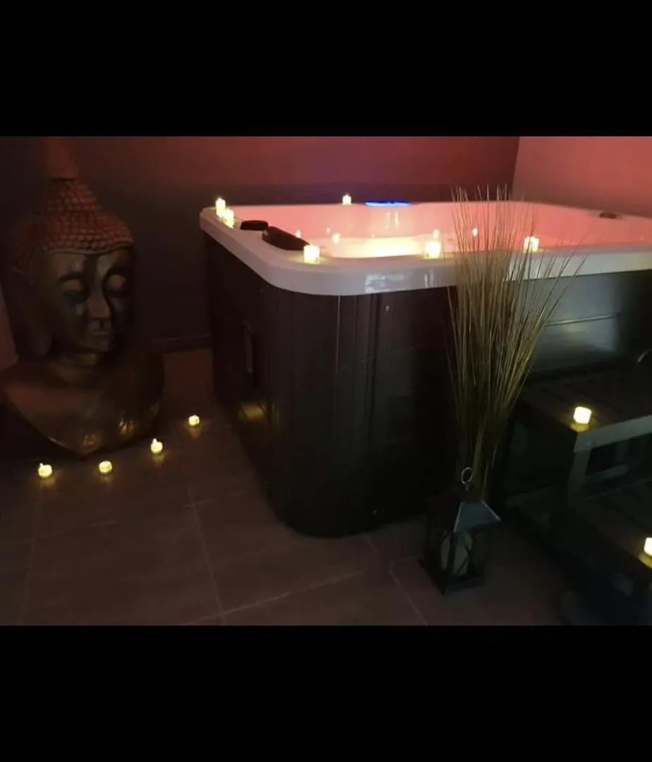 Guest house Voyage D Une Nuit Bouc-Bel-Air France